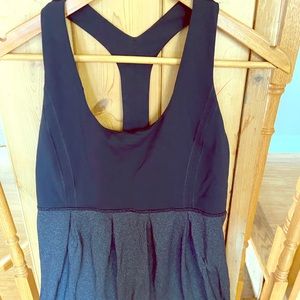 Lululemon tank Size 10